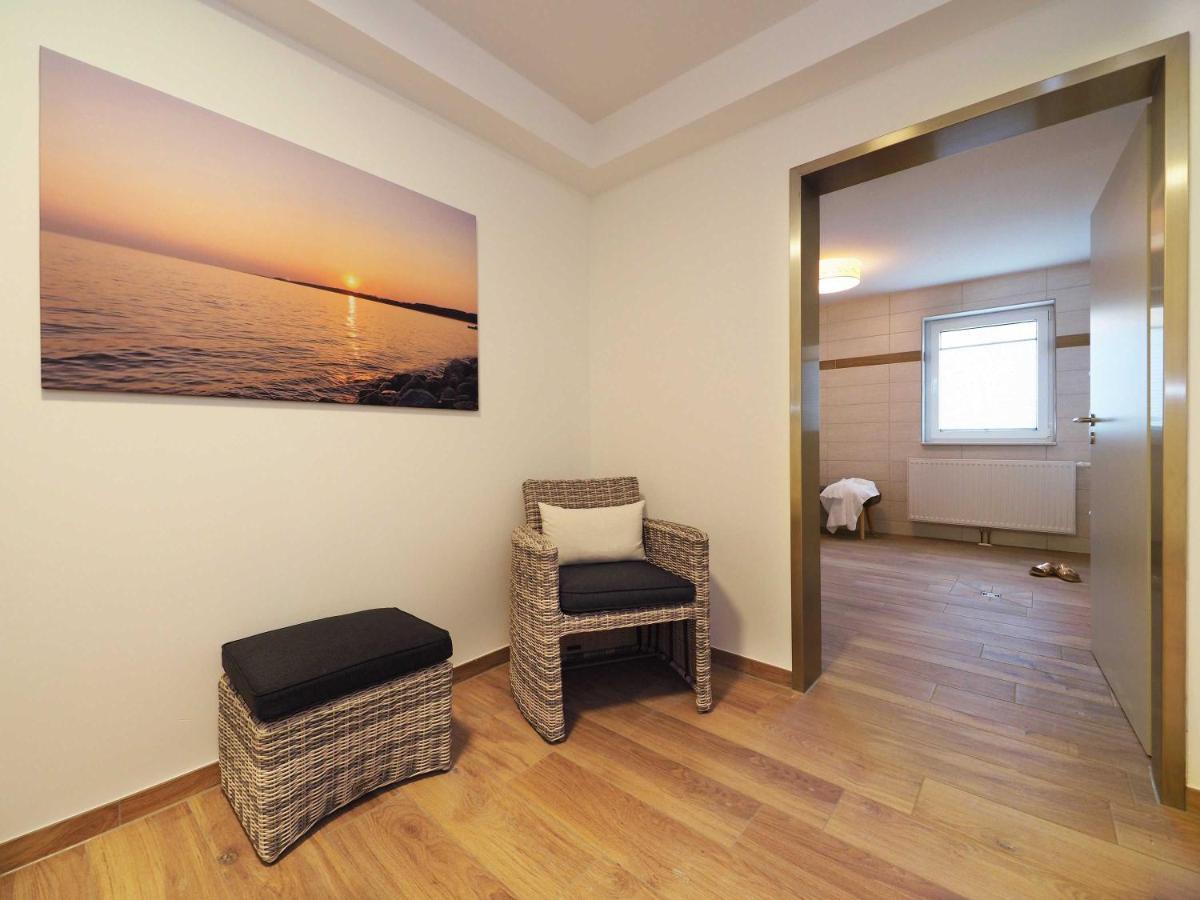 Appartement "Mondstein" Mit Penthouseflair - Oase Am Haff Garz  Quarto foto